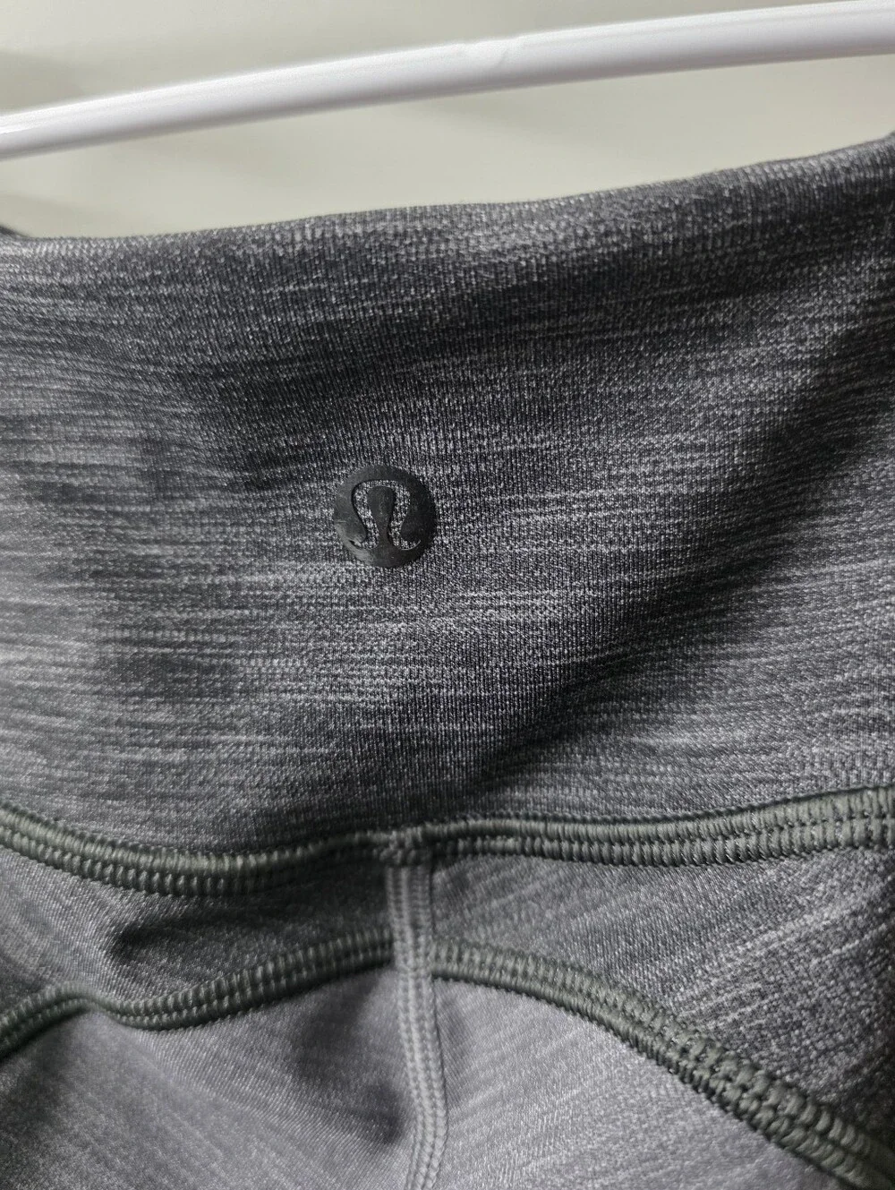 Lululemon Athletica Gray Colorblock Leggings With Pockets Size 0 / XXXS
